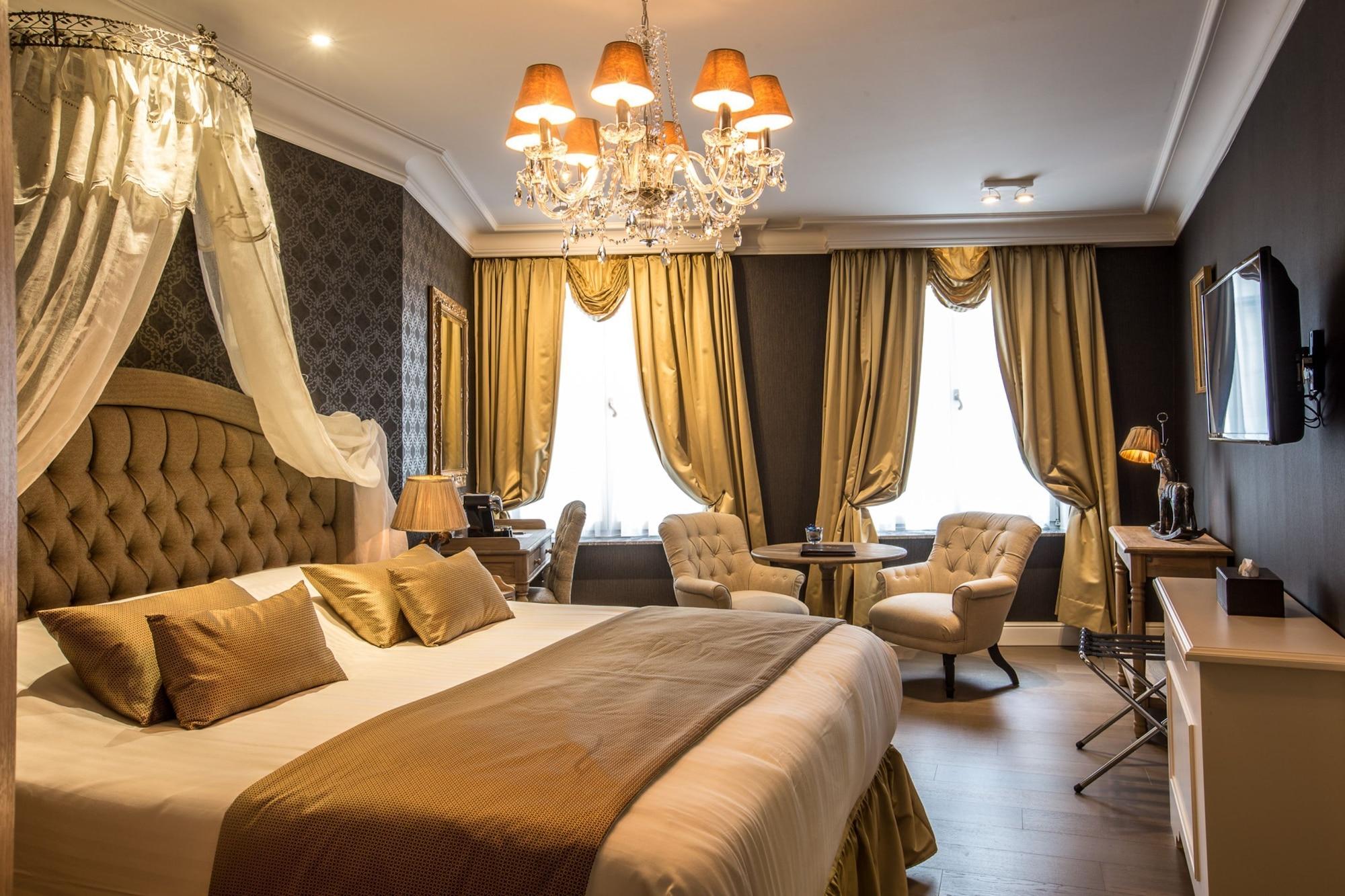 Luxury Boutique De Castillion Hotel 4*