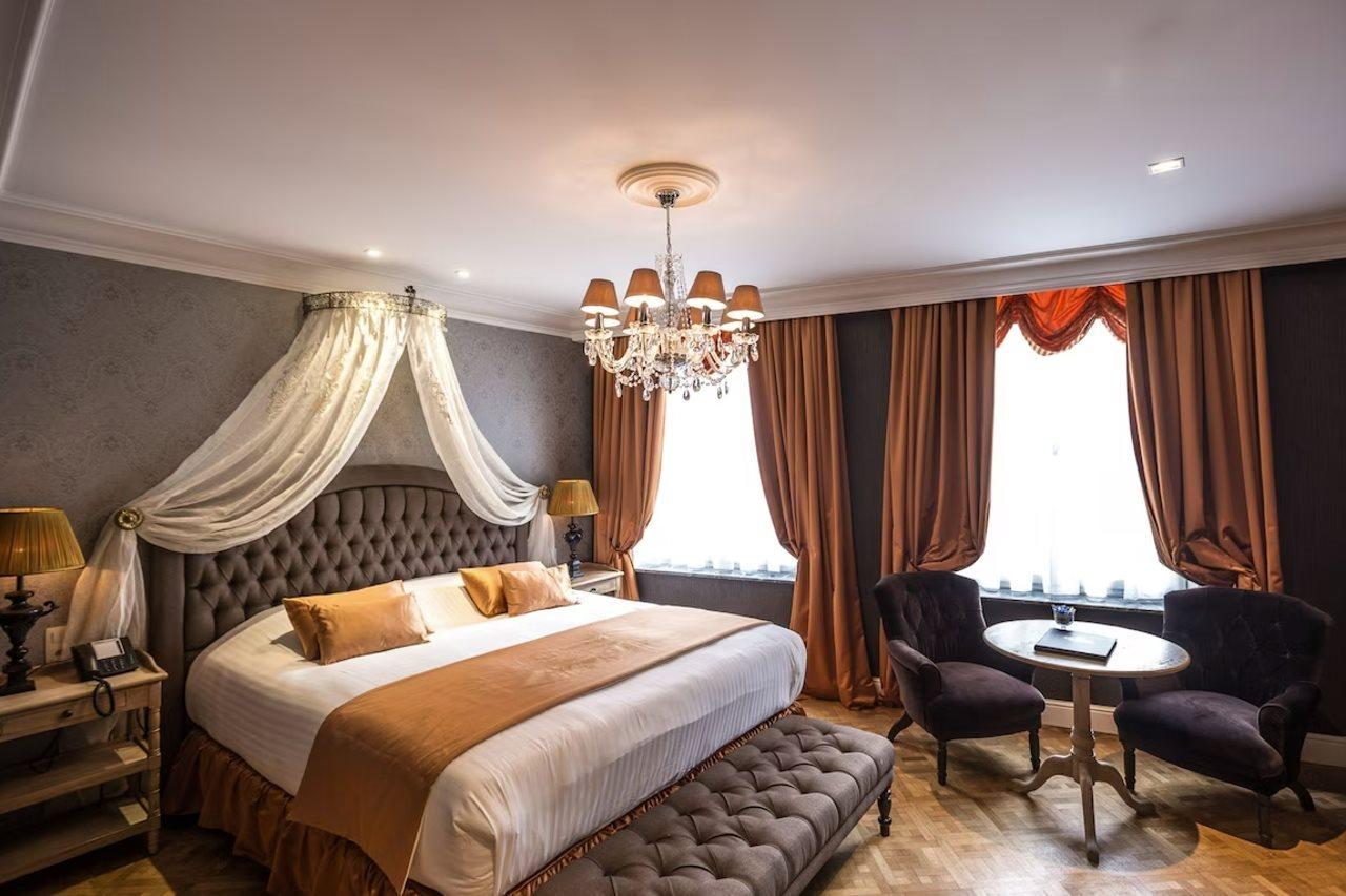 Luxury Boutique De Castillion 4*